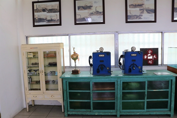 溪湖糖廠：【彰化溪湖景點】溪湖糖廠~糖廠蒸汽火車，搭乘五分車，酷熱的天氣來支糖廠冰，好清涼無比