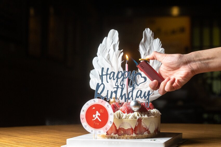 內湖美食推薦｜幸和殿手作日料 x 阿果亞客製化蛋糕～期間限定慶生蛋糕只送不賣，草莓控看過來，慶生蛋糕就