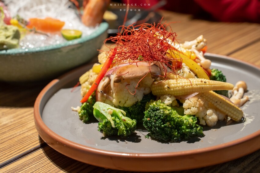 台北美食｜幸和殿手作料理～期間限定海大蝦鍋，比手臂還大的海大蝦只有這裡吃得到！捷運西湖站美食推薦