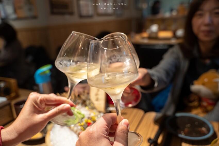 台北美食｜幸和殿手作料理～期間限定海大蝦鍋，比手臂還大的海大蝦只有這裡吃得到！捷運西湖站美食推薦