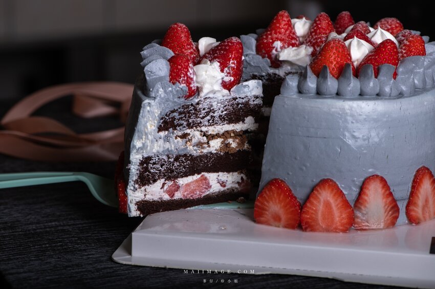 內湖美食推薦｜幸和殿手作日料 x 阿果亞客製化蛋糕～期間限定慶生蛋糕只送不賣，草莓控看過來，慶生蛋糕就