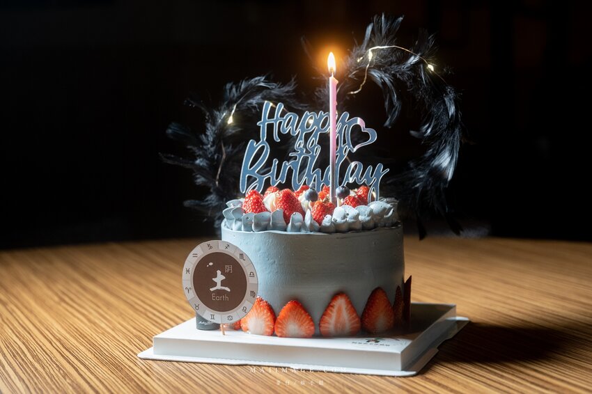 內湖美食推薦｜幸和殿手作日料 x 阿果亞客製化蛋糕～期間限定慶生蛋糕只送不賣，草莓控看過來，慶生蛋糕就