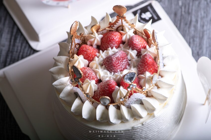 內湖美食推薦｜幸和殿手作日料 x 阿果亞客製化蛋糕～期間限定慶生蛋糕只送不賣，草莓控看過來，慶生蛋糕就