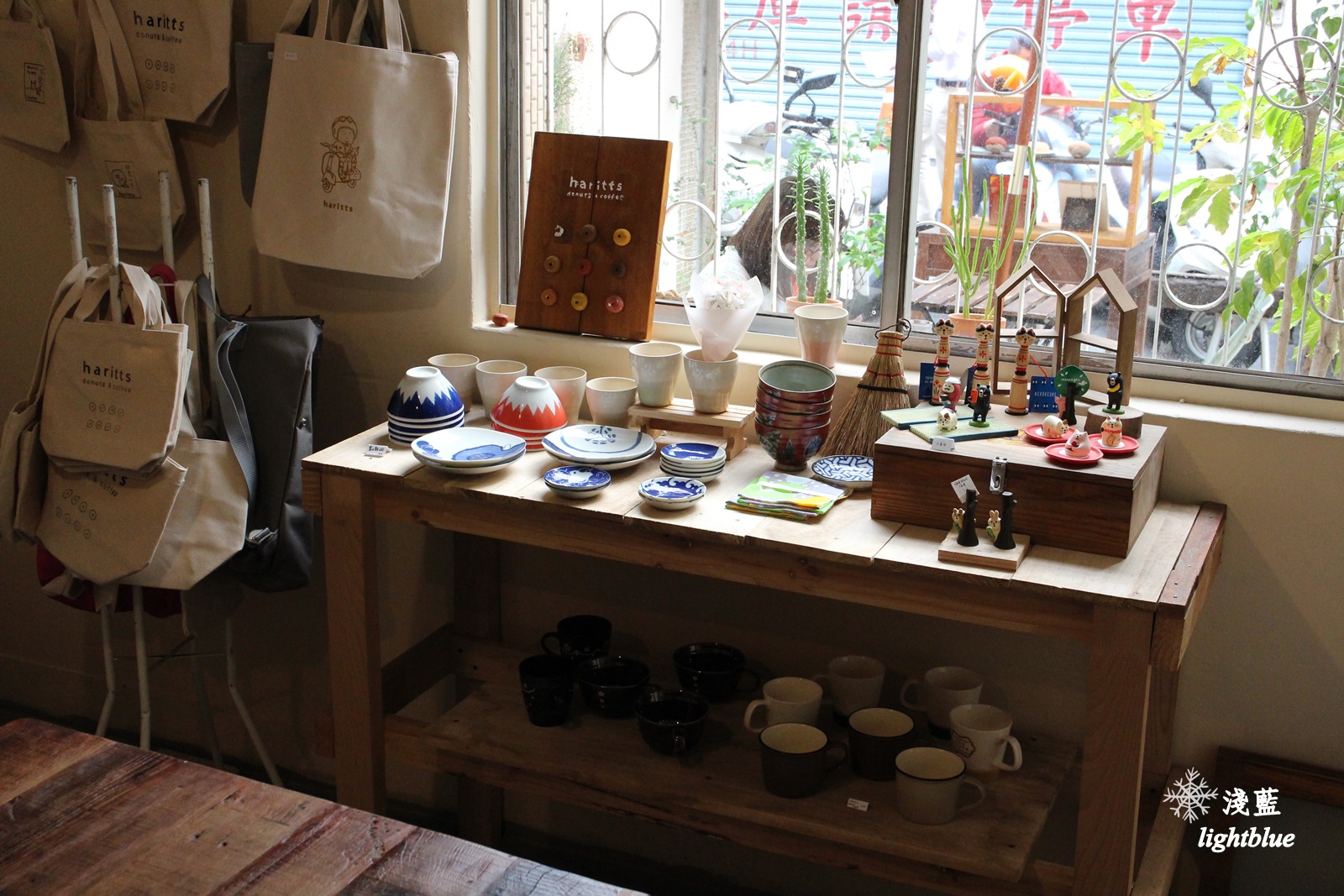[ 南京復興站美食 ] 淺藍 × Haritts cafe～每隔一陣子就想回訪的日式甜甜圈，11月限定抹茶栗子