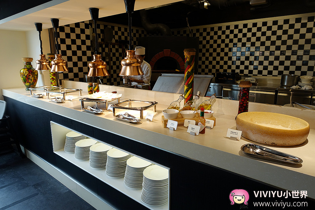 [台北．美食]台北凱薩飯店Checkers自助餐吃到飽~地理位置絕佳、多樣美味精緻適合聚會用餐
