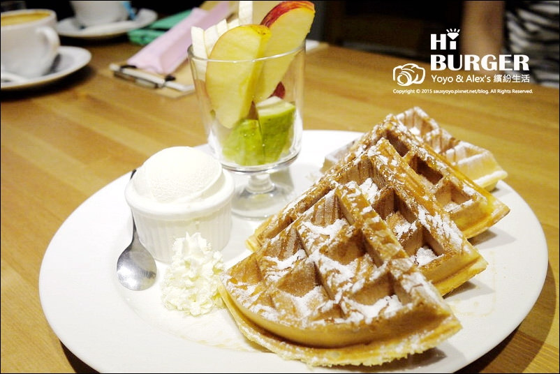 【永和】HI BURGER 美式漢堡餐廳 ~ 隱身巷弄之中的優質好店 厚實漢堡肉大口吃爽爽!!! 捷運頂溪站 / 有WIFI / 寵物友善餐廳