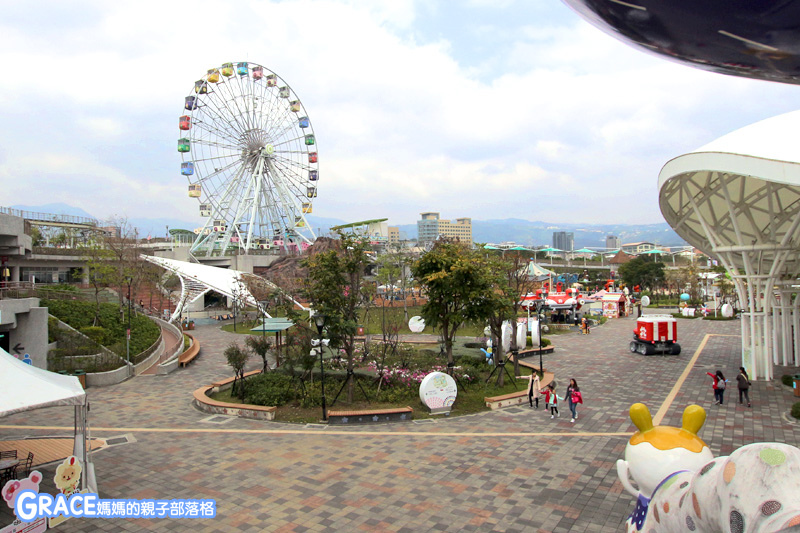 寒假暑假周休2日放假溜小孩親子旅行旅遊好玩景點分享推薦行程-北部親子景點台北士林一日遊半日遊懶人包推薦-4月4日兒童節-兒童新樂園入場遊戲攻略-交通資訊門票費用-1日票只要100元就能玩【1-13大型遊具】入場攻略-園內免費沙坑-溜滑梯-大型球池-台灣旅遊美食親子部落客grace媽媽的親子部落格