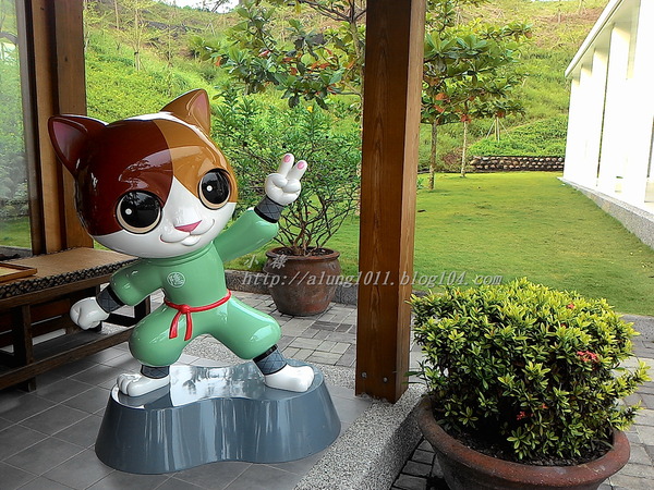 隱田山房：隱田山房 2      ..山林間的自在＆浪漫.. 白色教堂~