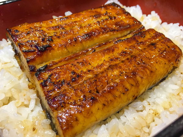 鰻味屋 - 輕鬆吃鰻配串燒