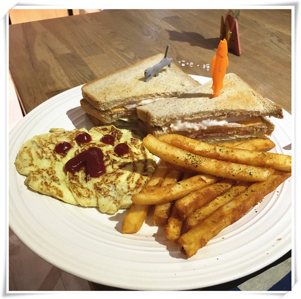 喵吧咖啡廳：【台北松山】喵吧 meow bar