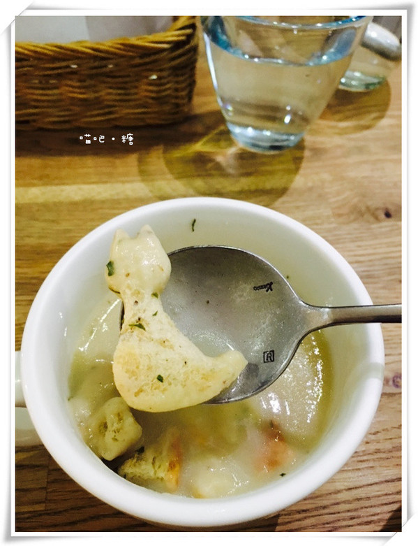 喵吧咖啡廳：【台北松山】喵吧 meow bar