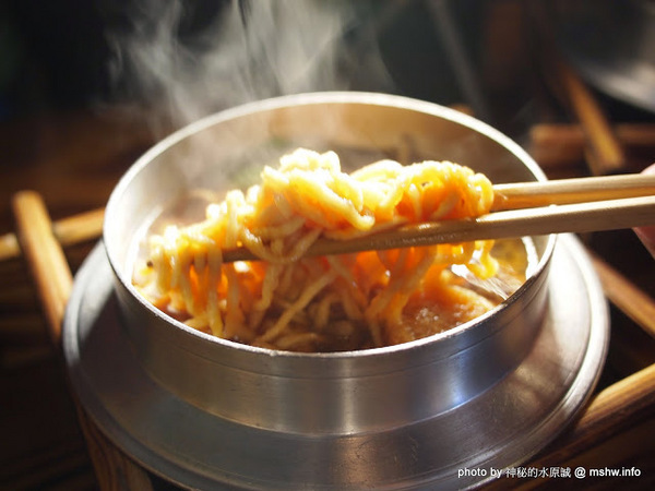 焱鬼鍋燒專門店:【食記】嘉義Yin Gua 焱鬼鍋燒專門店總本店@東區嘉義公園 : 高商旁的日式風鍋燒意麵,選擇多元.用料豐富.口味偏清淡 焱鬼鍋燒專門店:【食記】嘉義Yin Gua 焱鬼鍋燒專門店總本店@東區嘉義公園 : 高商旁的日式風鍋燒意麵,選擇多元.用料豐富.口味偏清淡