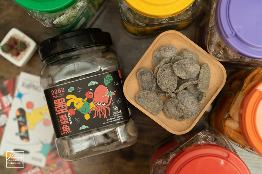 宅配｜ 辣味零食推薦【DoGa香酥脆椒】蝦辣辣 / 墨墨魚 / 嗆辣涮嘴零食，征服你的味蕾！ | 快門下的幸福