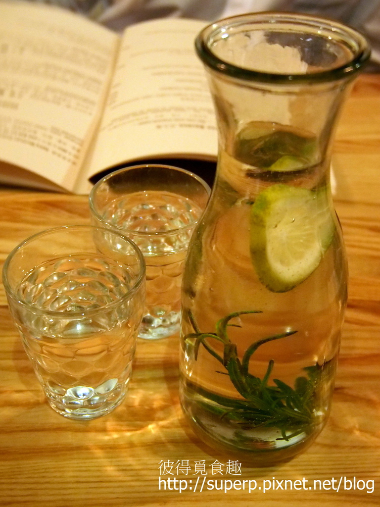 P7027612.JPG P7027612.JPG