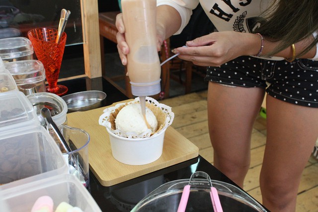 體驗久聞已久的零.義 O-one 液態氮.創意手工冰淇淋