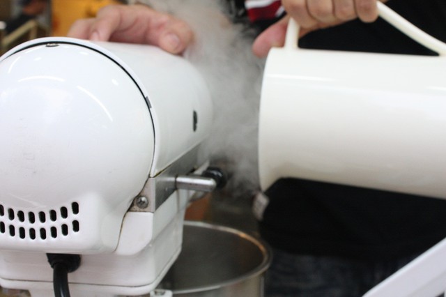 體驗久聞已久的零.義 O-one 液態氮.創意手工冰淇淋