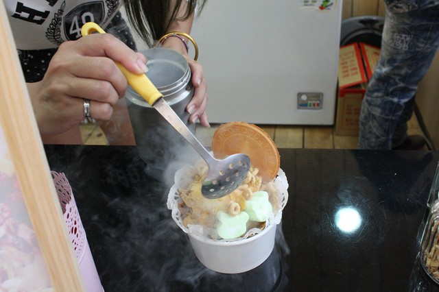 體驗久聞已久的零.義 O-one 液態氮.創意手工冰淇淋