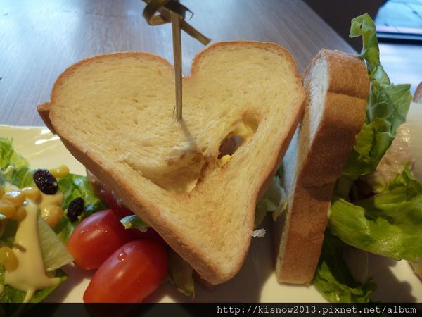 La Bon Cafe:心型三明治加小熊拿鐵--La Bon Cafe体驗心得 La Bon Cafe:心型三明治加小熊拿鐵--La Bon Cafe体驗心得