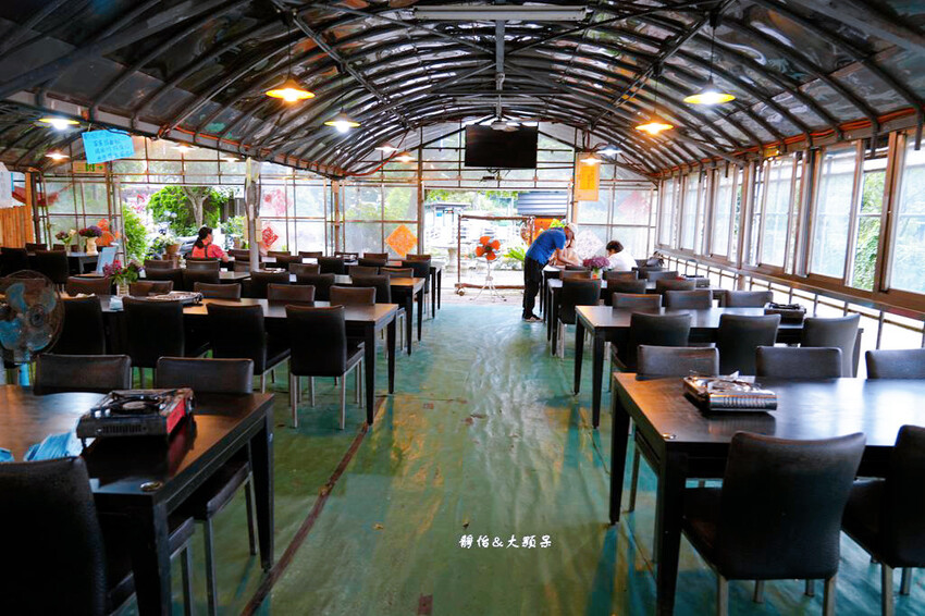 竹子湖山中園野菜餐廳,鮮嫩白斬雞、手工小饅頭,陽明山土雞野菜 竹子湖山中園野菜餐廳,鮮嫩白斬雞、手工小饅頭,陽明山土雞野菜