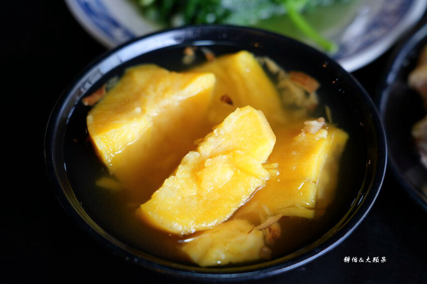 竹子湖山中園野菜餐廳,鮮嫩白斬雞、手工小饅頭,陽明山土雞野菜 竹子湖山中園野菜餐廳,鮮嫩白斬雞、手工小饅頭,陽明山土雞野菜