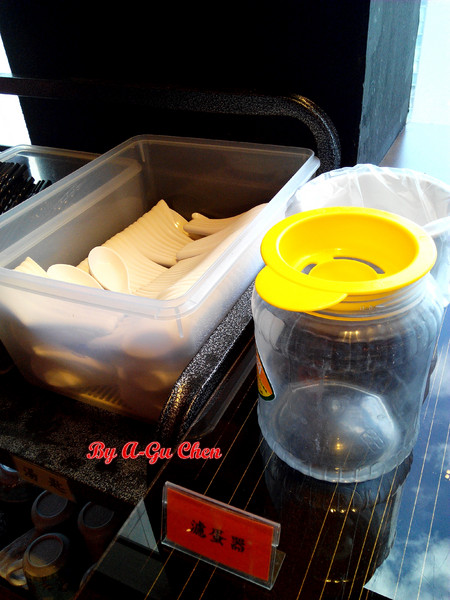 福豆屋(德安店):【臺南Ω東區】福豆屋(德安店)。高CP值的壽喜燒與多種鐵板燒一次吃到飽,還能盡情享用哈根達斯和明治冰品 福豆屋(德安店):【臺南Ω東區】福豆屋(德安店)。高CP值的壽喜燒與多種鐵板燒一次吃到飽,還能盡情享用哈根達斯和明治冰品