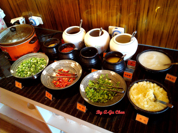 福豆屋(德安店):【臺南Ω東區】福豆屋(德安店)。高CP值的壽喜燒與多種鐵板燒一次吃到飽,還能盡情享用哈根達斯和明治冰品 福豆屋(德安店):【臺南Ω東區】福豆屋(德安店)。高CP值的壽喜燒與多種鐵板燒一次吃到飽,還能盡情享用哈根達斯和明治冰品