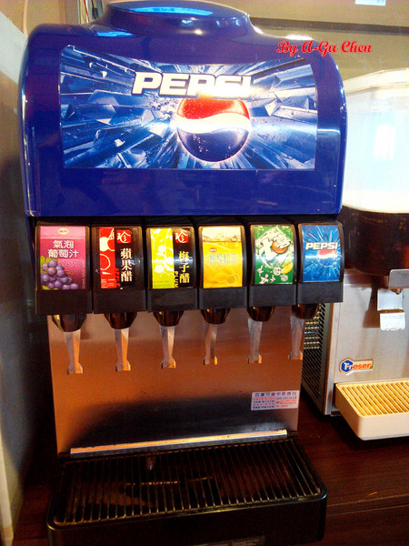 福豆屋(德安店):【臺南Ω東區】福豆屋(德安店)。高CP值的壽喜燒與多種鐵板燒一次吃到飽,還能盡情享用哈根達斯和明治冰品 福豆屋(德安店):【臺南Ω東區】福豆屋(德安店)。高CP值的壽喜燒與多種鐵板燒一次吃到飽,還能盡情享用哈根達斯和明治冰品