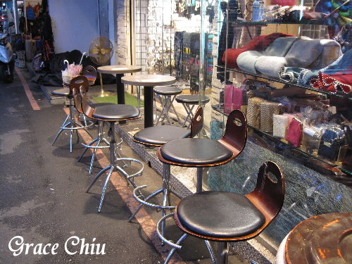 寶舖黃金炙燒吐司~台北後車站%2F台北後車站商圈%2F後車站批發%2F台北飾品批發%2F台北皮件.行李箱%2F華陰街