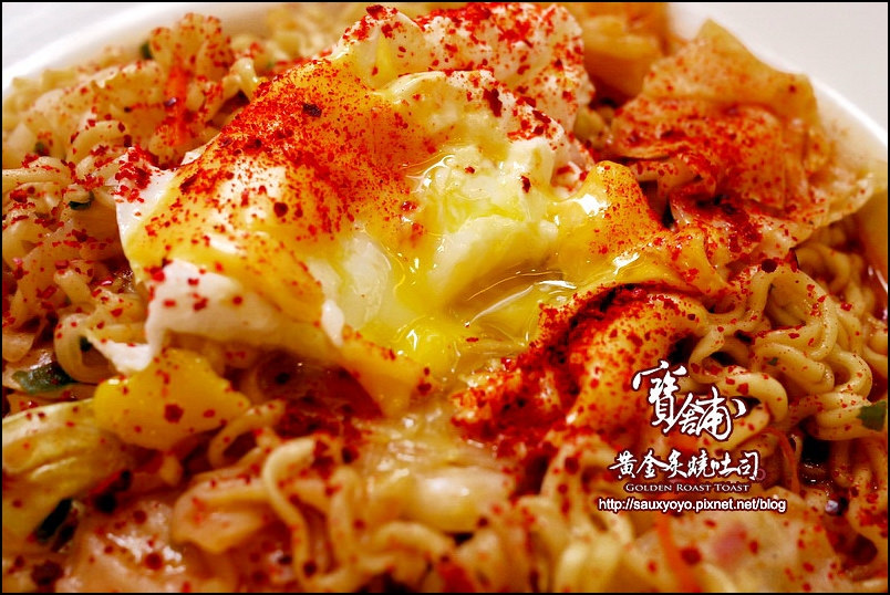 【台北】寶舖黃金炙燒吐司 ~ 台北後站巷弄好滋味 真材實料平價烤土司 人氣爆炒辛拉麵