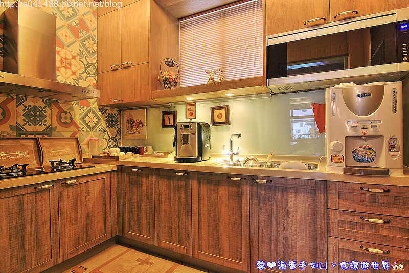 【花蓮▍住宿】愛丁堡民宿♥花蓮市中心旁~復古歐式傢俱、另類的慵懶風情，讓人連流忘返~