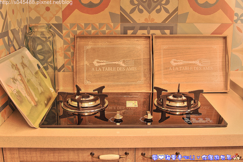 【花蓮▍住宿】愛丁堡民宿♥花蓮市中心旁~復古歐式傢俱、另類的慵懶風情，讓人連流忘返~