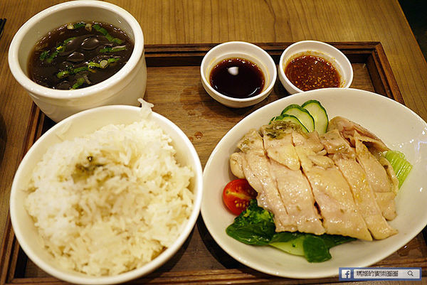 台北美食【麻膳堂威秀店】香麻辣會上癮。信義區麵食館。餃子。炒飯。人氣小吃