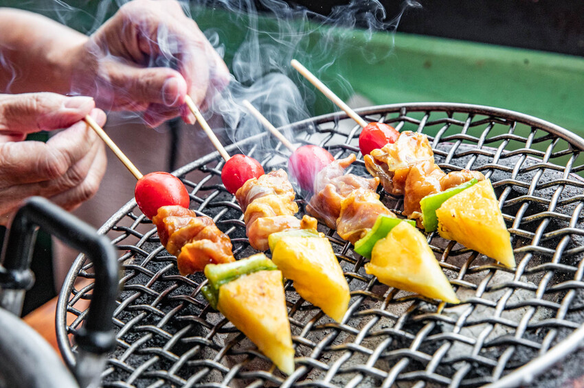 桃園市中壢區大象泰式美食館 泰式燒烤吃到飽｜竟然還有流水蝦！連泰國人都掛保證好吃！最道地的泰式炭火燒肉吃到飽