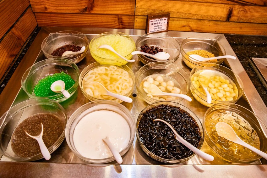 桃園市中壢區大象泰式美食館 泰式燒烤吃到飽｜竟然還有流水蝦！連泰國人都掛保證好吃！最道地的泰式炭火燒肉吃到飽