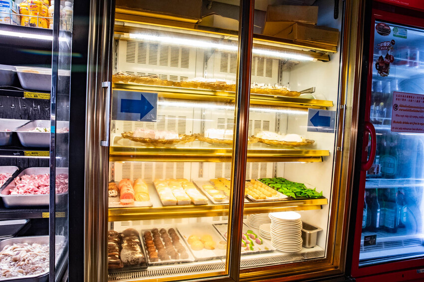 桃園市中壢區大象泰式美食館 泰式燒烤吃到飽｜竟然還有流水蝦！連泰國人都掛保證好吃！最道地的泰式炭火燒肉吃到飽