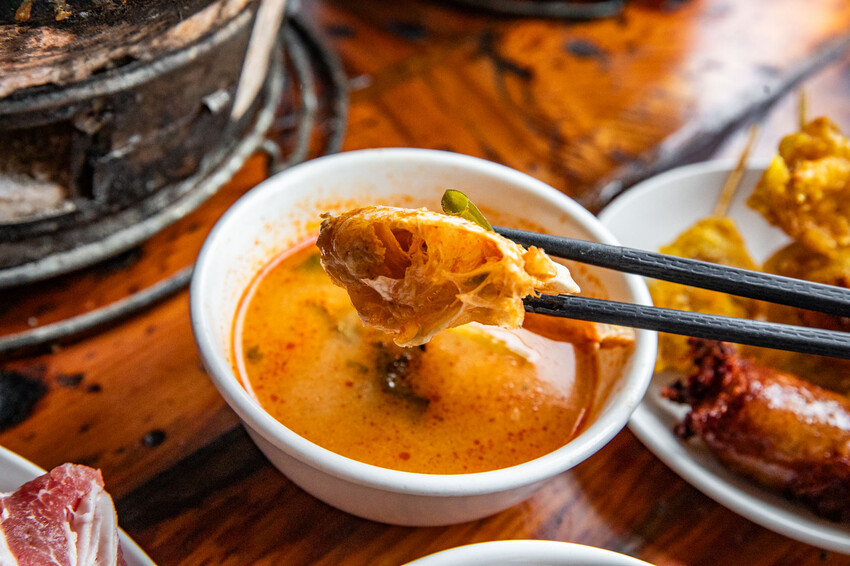 桃園市中壢區大象泰式美食館 泰式燒烤吃到飽｜竟然還有流水蝦！連泰國人都掛保證好吃！最道地的泰式炭火燒肉吃到飽