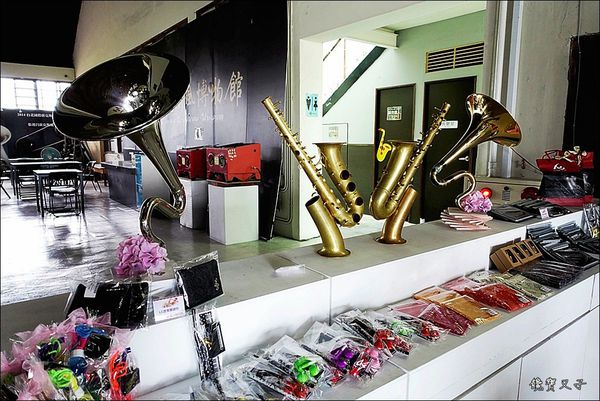 張連昌薩克斯風館 (25).JPG