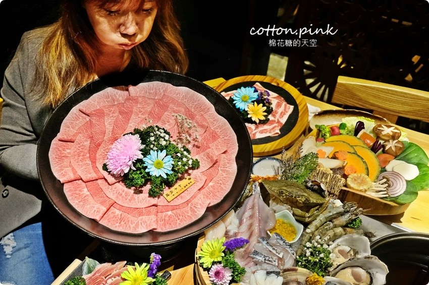 台中和牛推薦-暮藏和牛鍋物～桌邊服務火鍋享受的極致！活海鮮也大推～飯後還有驚喜美味！