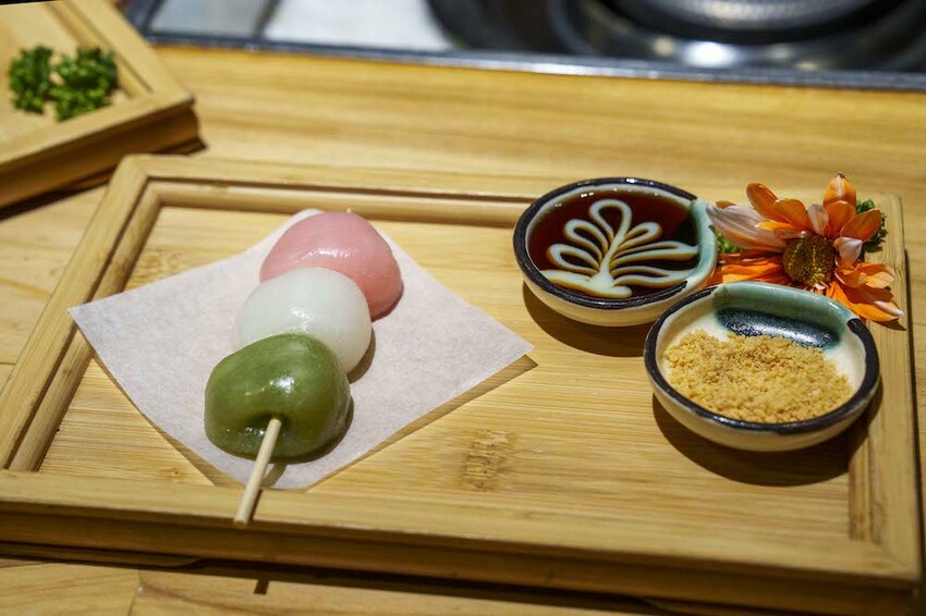 台中市西區台中火鍋 暮藏和牛鍋物｜食物跟服務都是帝王級的頂級鍋物!!!