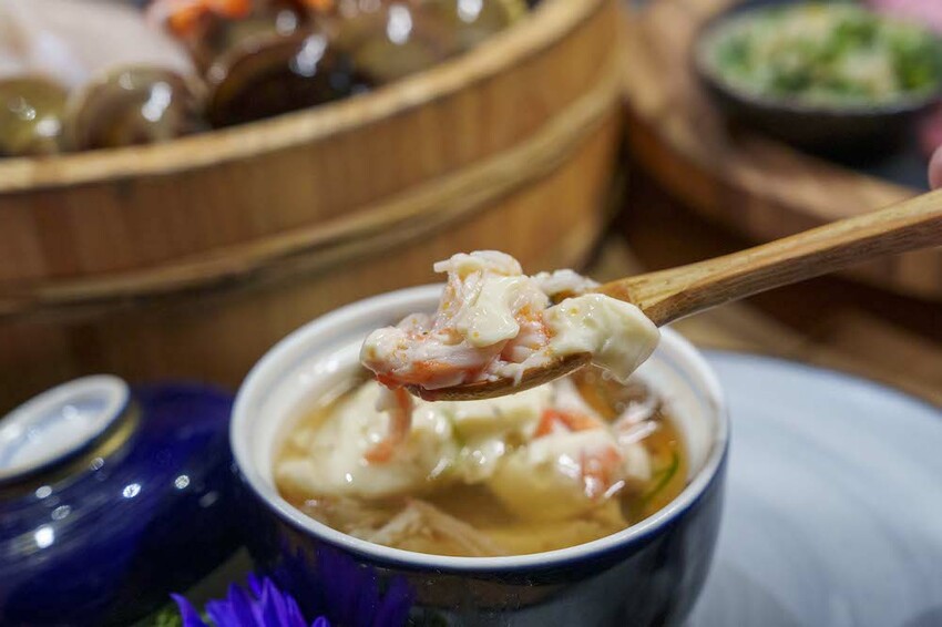 台中市西區台中火鍋 暮藏和牛鍋物｜食物跟服務都是帝王級的頂級鍋物!!!