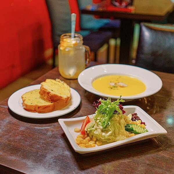 台北 萬華區 囍愛義廚館 西門 平價 義大利麵 10.jpeg