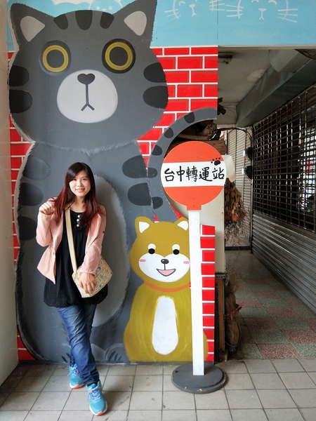 台中動漫彩繪巷:【台中市景點】動漫彩繪巷~卡通主角的大集合