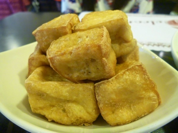 成忠樓蘭州牛肉拉麵：【新竹/口碑劵】正統蘭州拉麵在台灣，溫暖美食.地方美味與老眷村的人情味－成忠樓蘭州牛肉拉麵