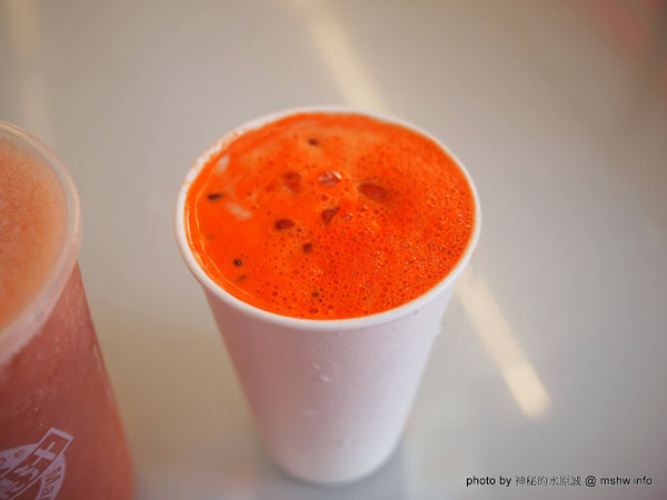 美可果汁(中山店)：【食記】嘉義Make Juice 美可現打果汁嘉市中山店@東區 : 撥亂反正!用料實在,口味清新的天然飲品