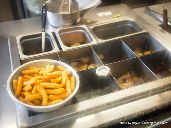 黑輪國小:【食記】嘉義懷舊時光-黑輪國小關東煮專賣&福利社@東區文化路夜市 : 走入時光隧道!古早美味輕鬆嚐 黑輪國小:【食記】嘉義懷舊時光-黑輪國小關東煮專賣&福利社@東區文化路夜市 : 走入時光隧道!古早美味輕鬆嚐