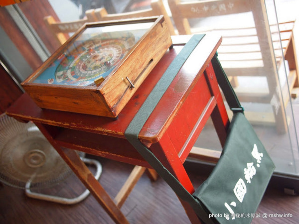 黑輪國小:【食記】嘉義懷舊時光-黑輪國小關東煮專賣&福利社@東區文化路夜市 : 走入時光隧道!古早美味輕鬆嚐 黑輪國小:【食記】嘉義懷舊時光-黑輪國小關東煮專賣&福利社@東區文化路夜市 : 走入時光隧道!古早美味輕鬆嚐