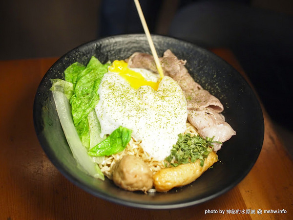 黑輪國小:【食記】嘉義懷舊時光-黑輪國小關東煮專賣&福利社@東區文化路夜市 : 走入時光隧道!古早美味輕鬆嚐 黑輪國小:【食記】嘉義懷舊時光-黑輪國小關東煮專賣&福利社@東區文化路夜市 : 走入時光隧道!古早美味輕鬆嚐