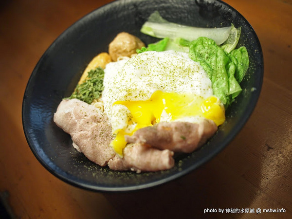 黑輪國小:【食記】嘉義懷舊時光-黑輪國小關東煮專賣&福利社@東區文化路夜市 : 走入時光隧道!古早美味輕鬆嚐 黑輪國小:【食記】嘉義懷舊時光-黑輪國小關東煮專賣&福利社@東區文化路夜市 : 走入時光隧道!古早美味輕鬆嚐