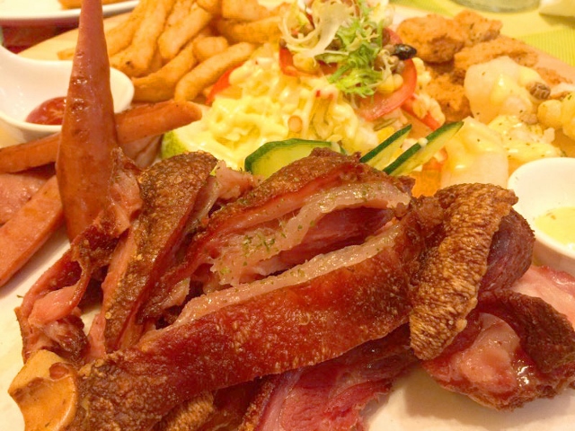 新北新莊) 荷亞輕食館-  一起讓肚子~荷亞~吧 !