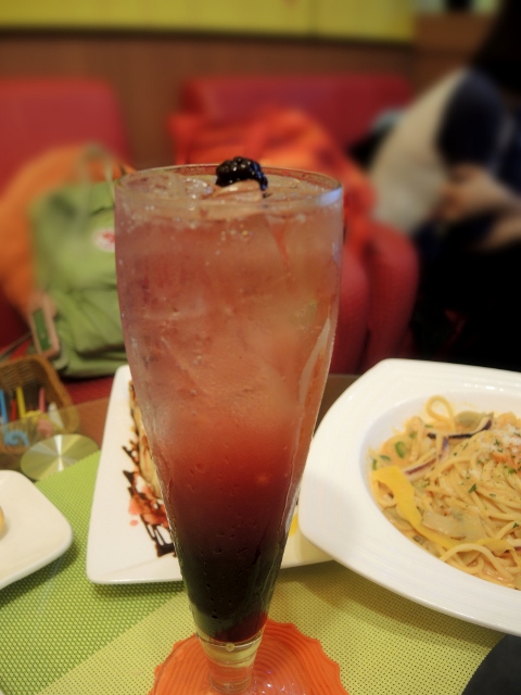 新北新莊) 荷亞輕食館-  一起讓肚子~荷亞~吧 !